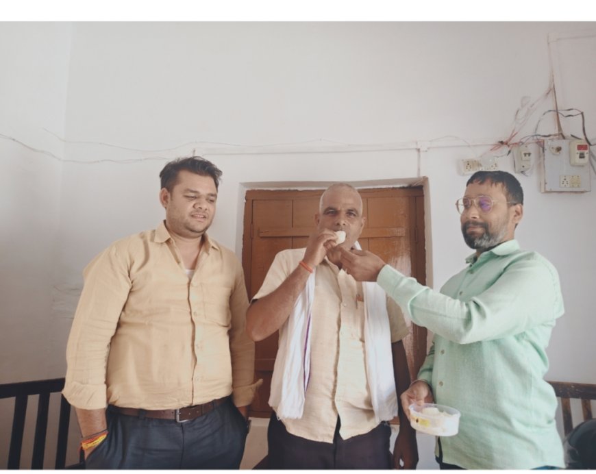 शिक्षा मित्र एवं अनुदेशकों के मानदेय में हुई बृद्वि से खुशी की लहर