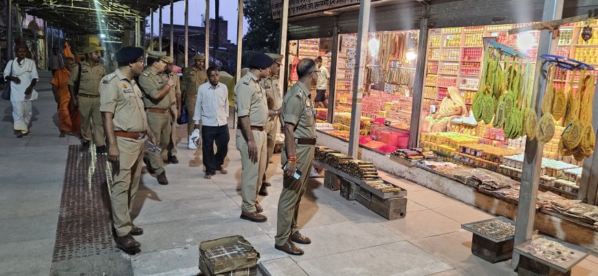 पुलिस अक्षीक्षक चित्रकूट द्वारा ज्येष्ठ अमावस्या मेला को सकुशल संपन्न कराए जाने के दृष्टिगत परिक्रमा मार्ग, रामघाट,निर्मोही अखाड़ा, मेला क्षेत्र का भ्रमण कर सुरक्षा व्यवस्था का जायजा लिया गया