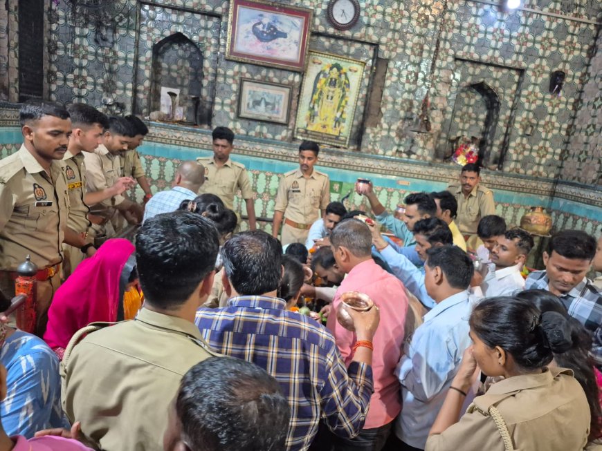 पुरुषोत्तम मास मेले में उमड़ी श्रद्धालुओं की भीड़, दंडवत परिक्रमा को लेकर बढ़ी आस्था