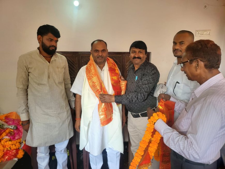 पूर्वांचल साहू समाज ने रमेश प्रताप गुप्ता का किया स्वागत, महानगर अध्यक्ष बनने पर जताई खुशी