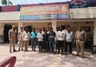 मोबाइल की रोशनी में चल रहा था जुए का फड़, शिवली पुलिस ने 10 जुआरियों को दबोचा