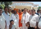 अयोध्या हनुमान गढी के महन्त बाबा बलराम दास का तिवारी पुरवा गांव में धार्मिक अनुष्ठान में भब्य स्वागत