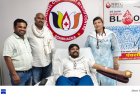 विश्व रक्तदान दिवस पर पंचशील मल्टी स्पेशलिटी हॉस्पिटल में राजू मौर्या ने किया रक्तदान