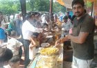 मंगलवार को बड़े बाबा के दरबार में उमडा आस्था का जन सैलाव जगह जगह हुए भन्डारे व प्याऊ में ग्रामीणों ने प्रसाद ग्रहण कर अपने को कृतार्थ किया