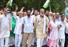 राम मंदिर दान चोरी मामले पर कांग्रेस का प्रदर्शन, निष्पक्ष जांच की मांग को लेकर राज्यपाल के नाम सौंपा ज्ञापन
