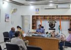 जिलाधिकारी ने की समीक्षा बैठक; अवैध कोचिंग, लाइब्रेरी और कंप्यूटर सेंटरों के विरुद्ध कड़ी कार्यवाही के निर्देश