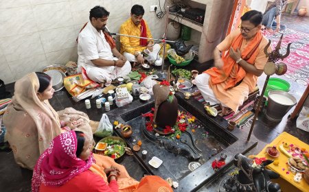त्रिभुवन गुरु श्री कैलाशेश्वर महादेव का चौथा स्थापना दिवस विधि विधान के साथ मनाया गया