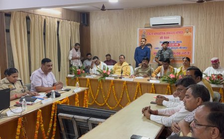 भारत को विकसित राष्ट्र बनाने के संकल्प के साथ ही यशस्वी प्रधानमंत्री श्री नरेन्द्र मोदी जी के दूरदर्शी होंगे व्यापक जन कल्याणकारी योजनाओ की जन जागरूकता कार्यक्रम