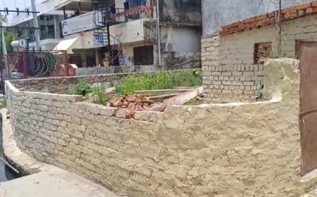 गोरखपुर: बिलंदपुर की विवादित जमीन को लेकर डॉक्टर एलबी गुप्ता पर कब्जे की कोशिश का आरोप, मामला कोर्ट में लंबित