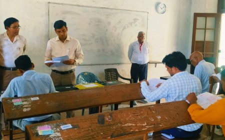 गोरखपुर में कड़ी सुरक्षा के बीच सम्पन्न हुई टीजीटी परीक्षा, 37,728 अभ्यर्थियों ने लिया भाग