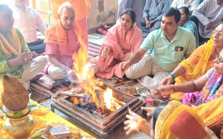 गोरखपुर के गायत्री चेतना केंद्र पर मासिक गायत्री महायज्ञ संपन्न, सनातन संस्कारों के संवर्धन पर जोर
