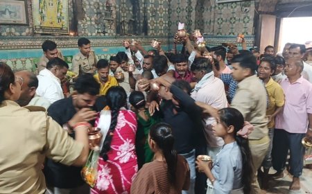 पुरुषोत्तम मास के चौथे सोमवार पर लोधेश्वर धाम में उमड़ा आस्था का सैलाब