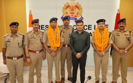 क्षेत्राधिकारी ओबरा अमित कुमार एवं क्षेत्राधिकारी घोरावल राहुल पाण्डेय को पुलिस लाइन चुर्क में दी गई भावभीनी विदाई