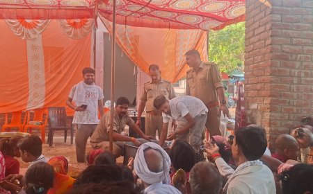 चित्रकूट पुलिस ने ज्येष्ठ (पुरुषोत्तम) सोमवती मास अमावस्या मेले में आए श्रद्धालुओं को पूरी-सब्जी एवं कालाजाम का प्रसाद वितरित किया