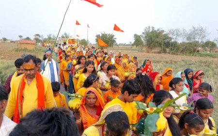 108 कलश शोभा यात्रा के साथ हनुमंत महायज्ञ हनुमंत कथा एवं महादिव्य दरबार का शुभारम्भ