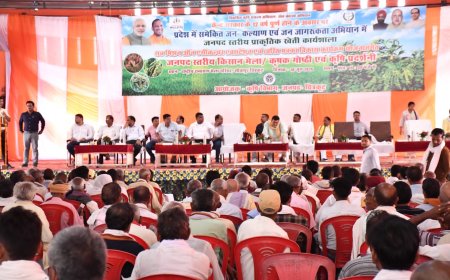 जनपद में प्राकृतिक खेती को बढ़ावा देने के उद्देश्य से जनपद स्तरीय कार्यशाला का आयोजन राष्ट्रीय रामायण मेला, चित्रकूट में आयोजित किया गया