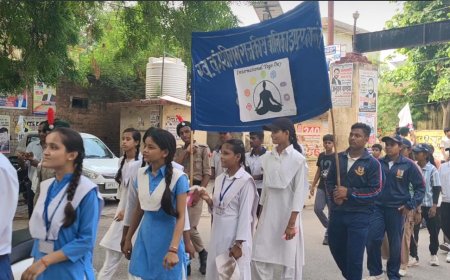 योग दिवस के जन जागरूकता के दृष्टिगत निकाली गई भव्य रैली*
