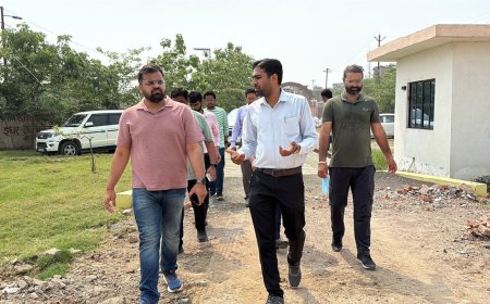नगर आयुक्त अजय जैन का चरगावां गारबेज ट्रांसफर स्टेशन और महेसरा सीएंडडी वेस्ट सेंटर का निरीक्षण, दिए महत्वपूर्ण निर्देश