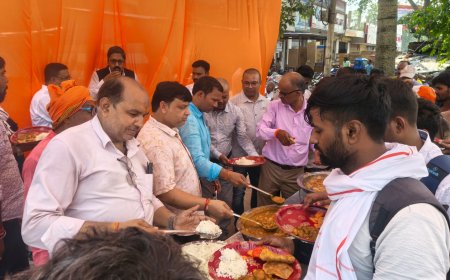 गोरखपुर जर्नलिस्ट्स प्रेस क्लब में संगीतमय सुंदरकाण्ड पाठ, विशाल भंडारे में उमड़ी श्रद्धालुओं की भीड़