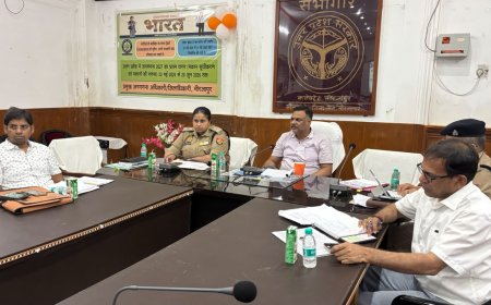 जिला सड़क सुरक्षा समिति की बैठक संपन्न, सड़क दुर्घटनाओं में कमी लाने हेतु जिलाधिकारी ने दिए सख्त निर्देश