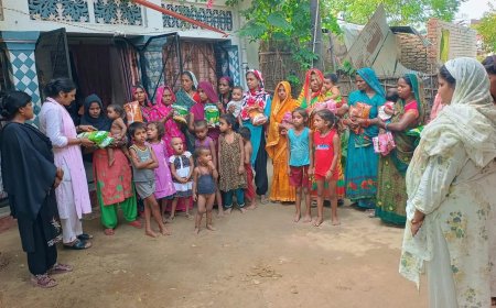 किंतूर में सीडीपीओ ने बांटा टेक होम राशन, बताई नई पोषण रेसिपी    0-6 वर्ष के बच्चों, गर्भवती व धात्री महिलाओं को मिलेगा नई रेसिपी का लाभ