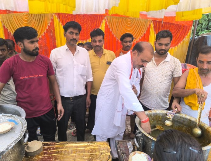 ज्येष्ठ माह के छठे बड़े मंगलवार पर क्षेत्रभर में सजे भंडारे, श्रद्धालुओं ने ग्रहण किया प्रसाद