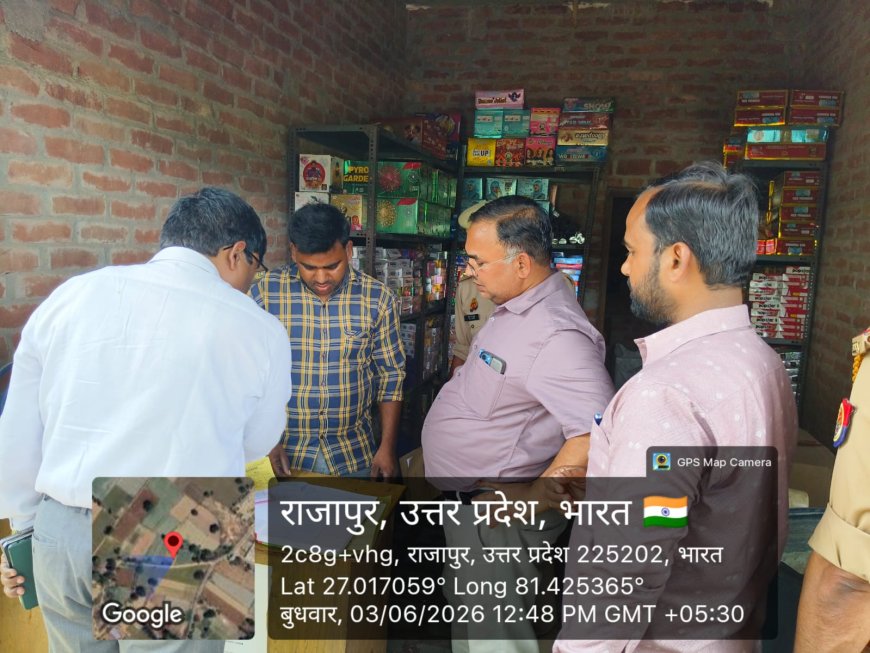 उपजिलाधिकारी अनिल कुमार सरोज ने तहसीलदार बालेन्दु भूषण वर्मा, प्रभारी निरीक्षक कोतवाली बदोसरांय राम अवतार राम आदि के साथ मरकामऊ व राजापुर की पटाखे की दुकानों का निरीक्षण किया दिया आवाश्यक दिशा निर्देश