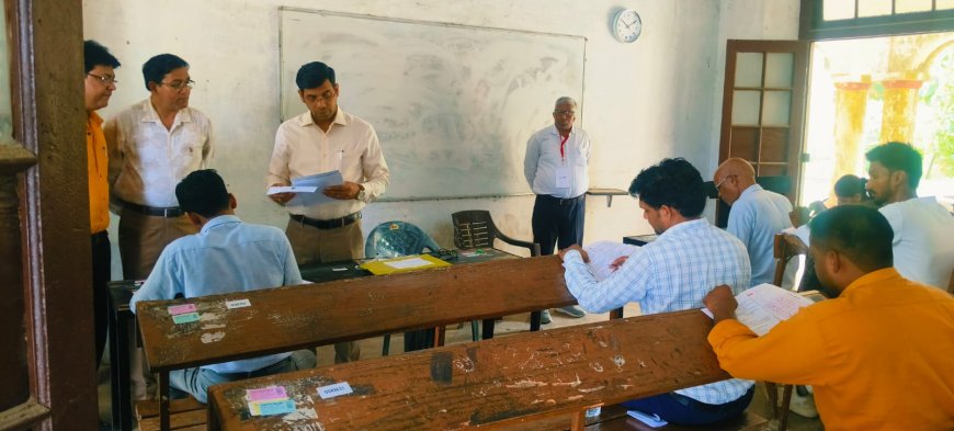 गोरखपुर में कड़ी सुरक्षा के बीच सम्पन्न हुई टीजीटी परीक्षा, 37,728 अभ्यर्थियों ने लिया भाग