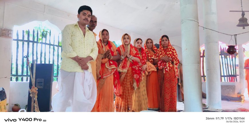 वृंदावन से आए कलाकारों की रासलीला का श्रद्धालुओं ने लिया आनंद