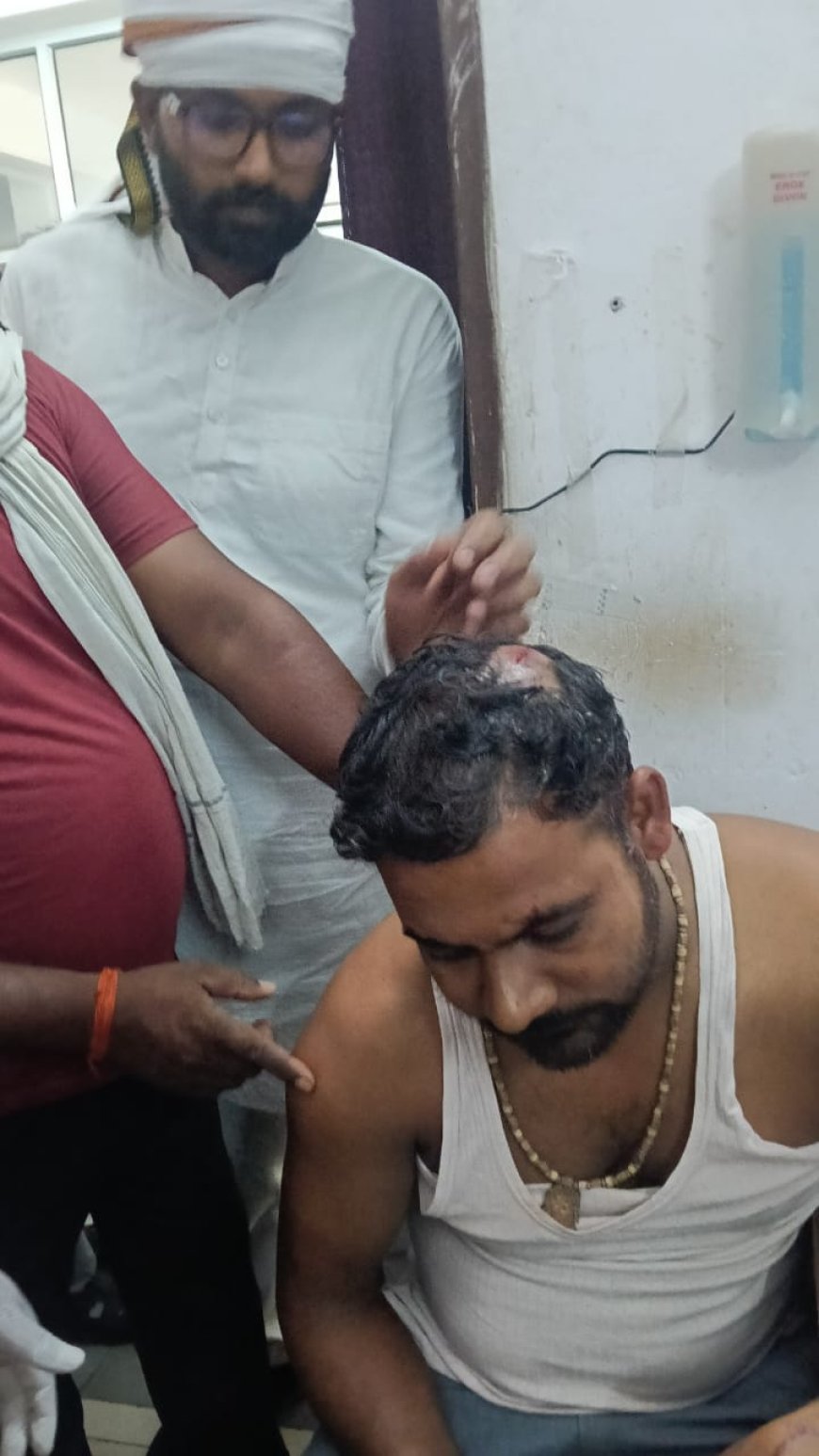 पत्रकार पर प्राण घातक हमलाकर लहुलुहान किया, मुकदमा दर्ज