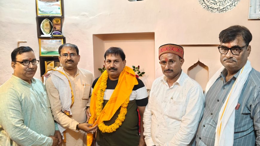 ग्रामीण पत्रकार एसोसिएशन का संगठन विस्तार अभियान तेज, तहसील अध्यक्ष सम्मानित