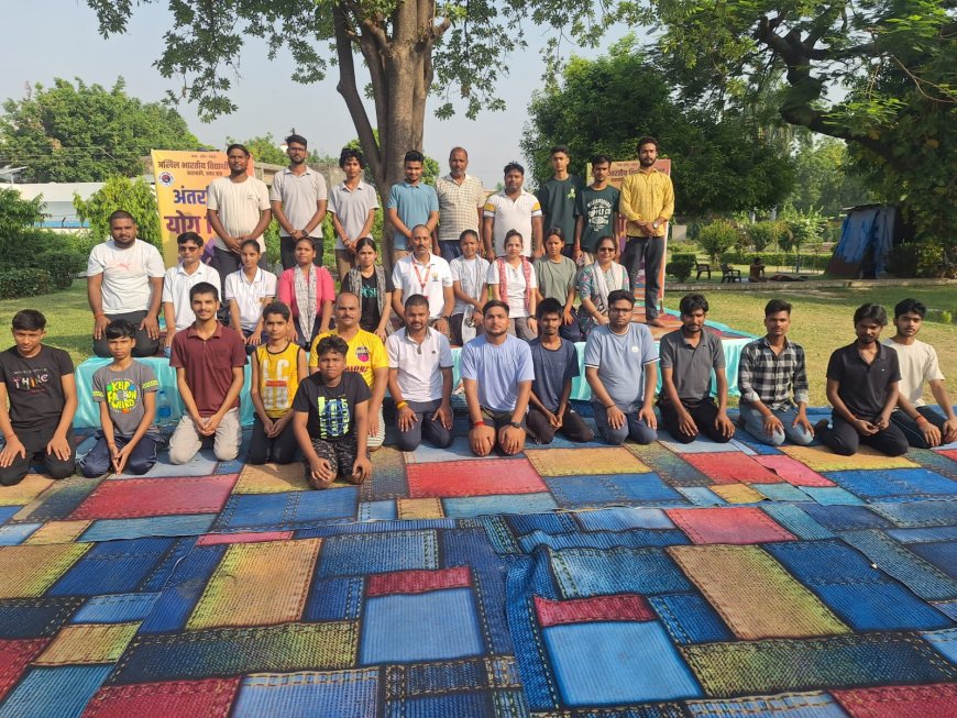 अखिल भारतीय विद्यार्थी परिषद बाराबंकी नगर द्वारा अंतर्राष्ट्रीय योग दिवस पर योग कार्यक्रम आयोजित