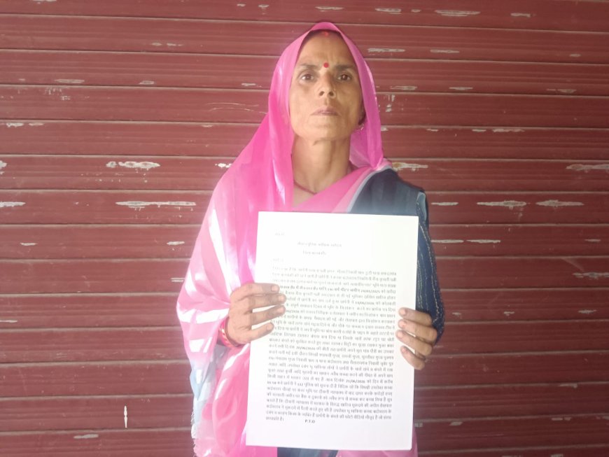सिरौलीगौसपुर क्षेत्र की दलित समाजसेवी मखाना का बंगला तखत पिलर आदि गृहस्थी का सामान बीती रात लाद ले गये दबंग