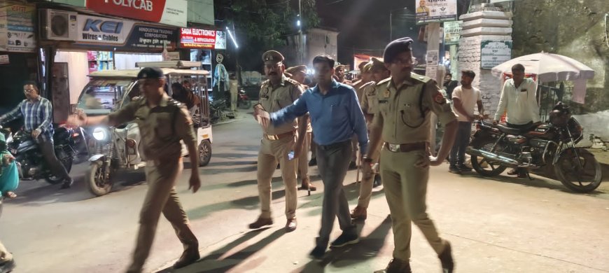 मोहर्रम को लेकर गोरखपुर में अलर्ट मोड पर प्रशासन, एसपी सिटी ने निकाला फ्लैग मार्च