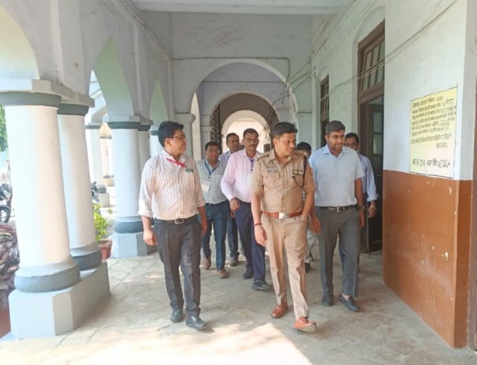 गोरखपुर: टीईटी-2026 परीक्षा केंद्रों का डीएम और एसएसपी ने किया निरीक्षण