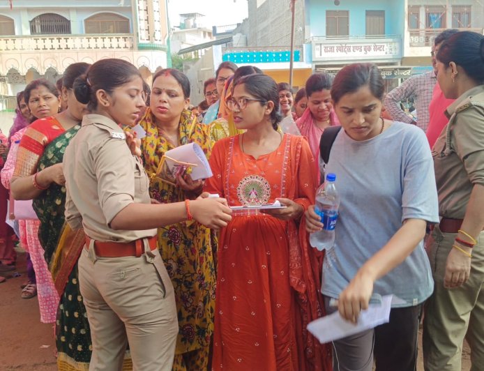 जिले के चारों परीक्षा केन्द्रों पर टीईटी परीक्षा शांतिपूर्ण माहौल में संपन्न